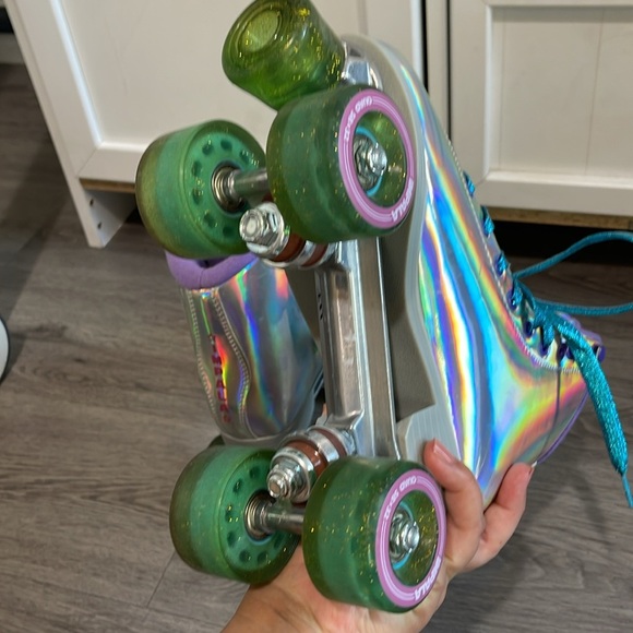 Impala roller skates great condition - Picture 5 of 5